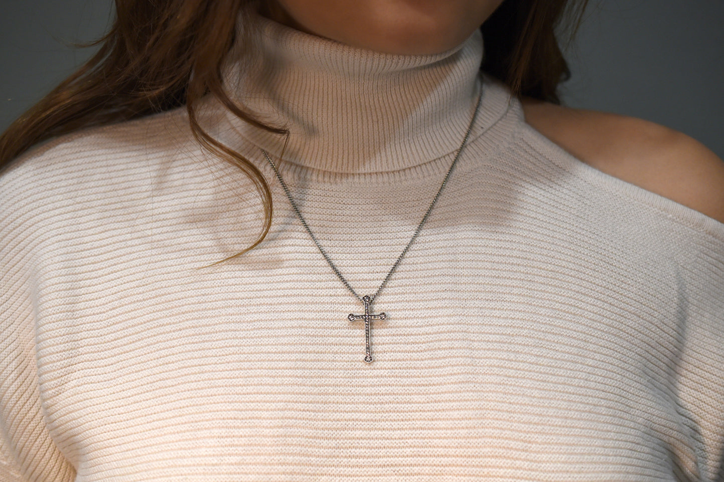 Pommy Cross Necklace