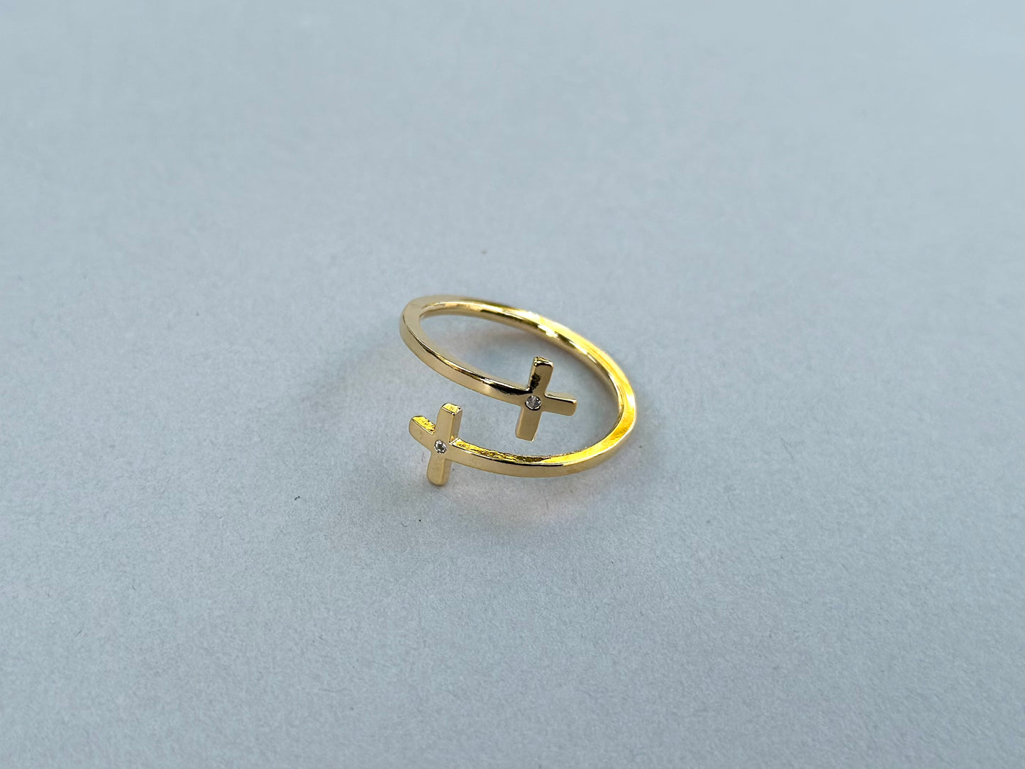 Dancing Cross Ring