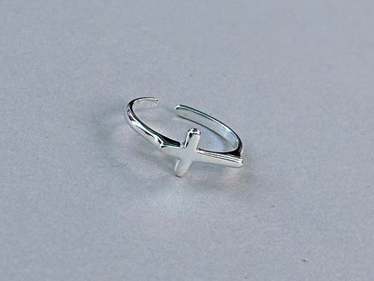 Sterling Silver Classic Cross Ring