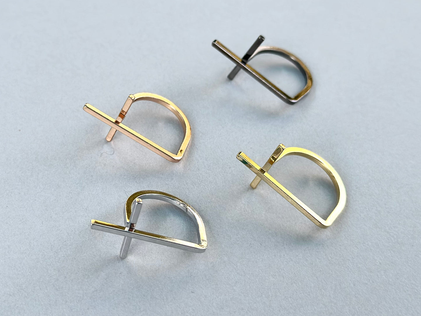 Geometric Cross Ring