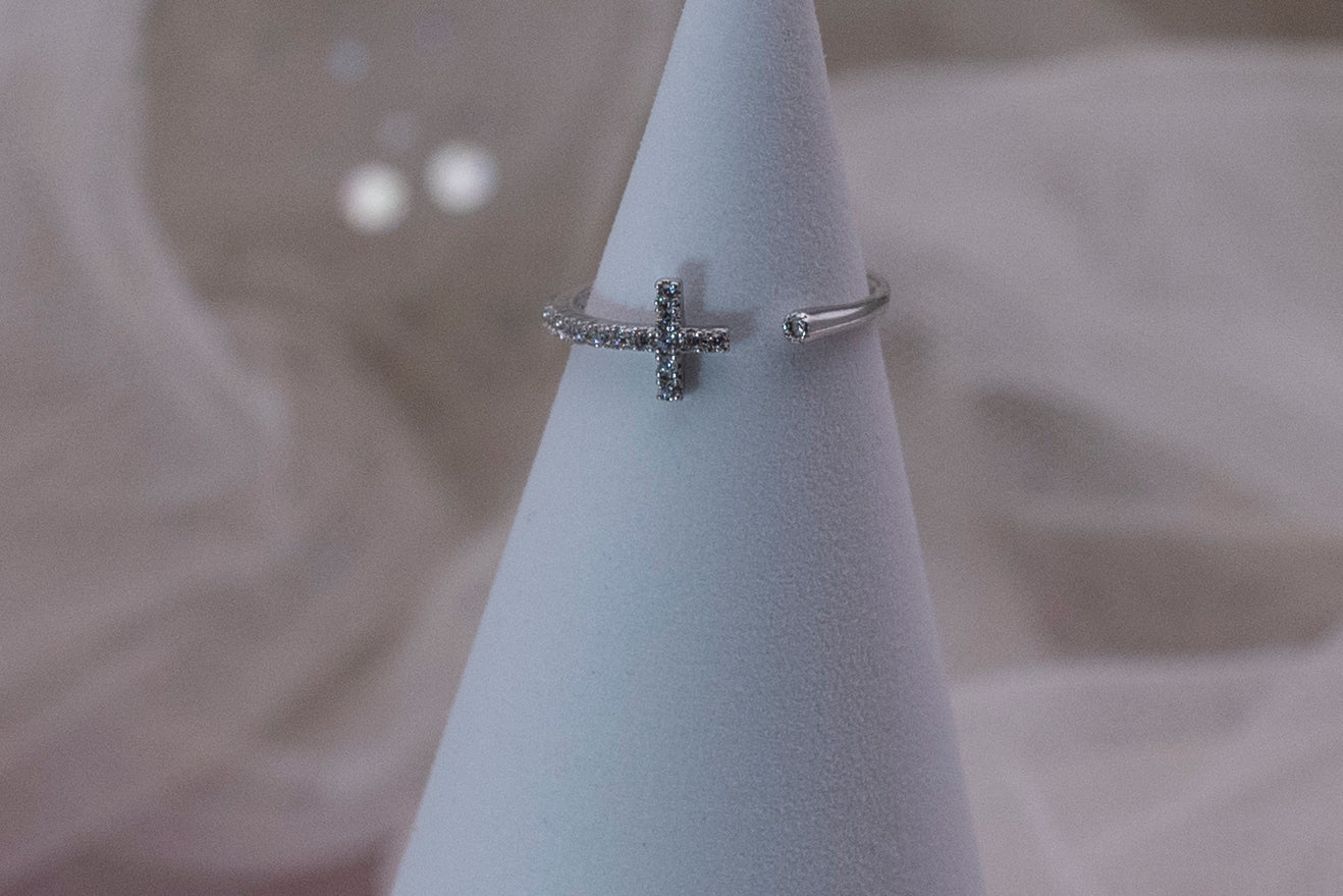 Sterling Silver Base: BB Single Cross Ring