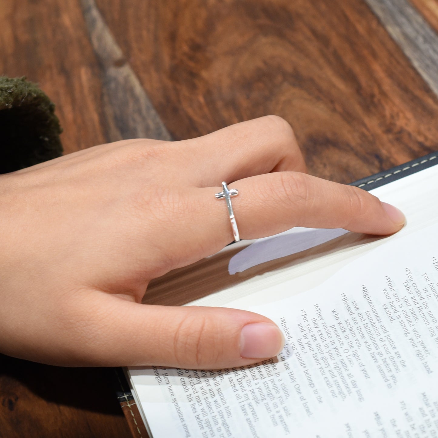 Sterling Silver Classic Cross Ring