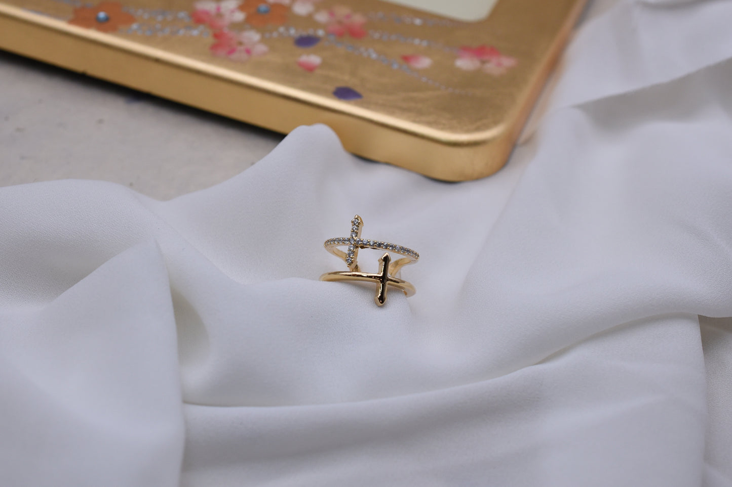 Twinkle Double Cross Ring